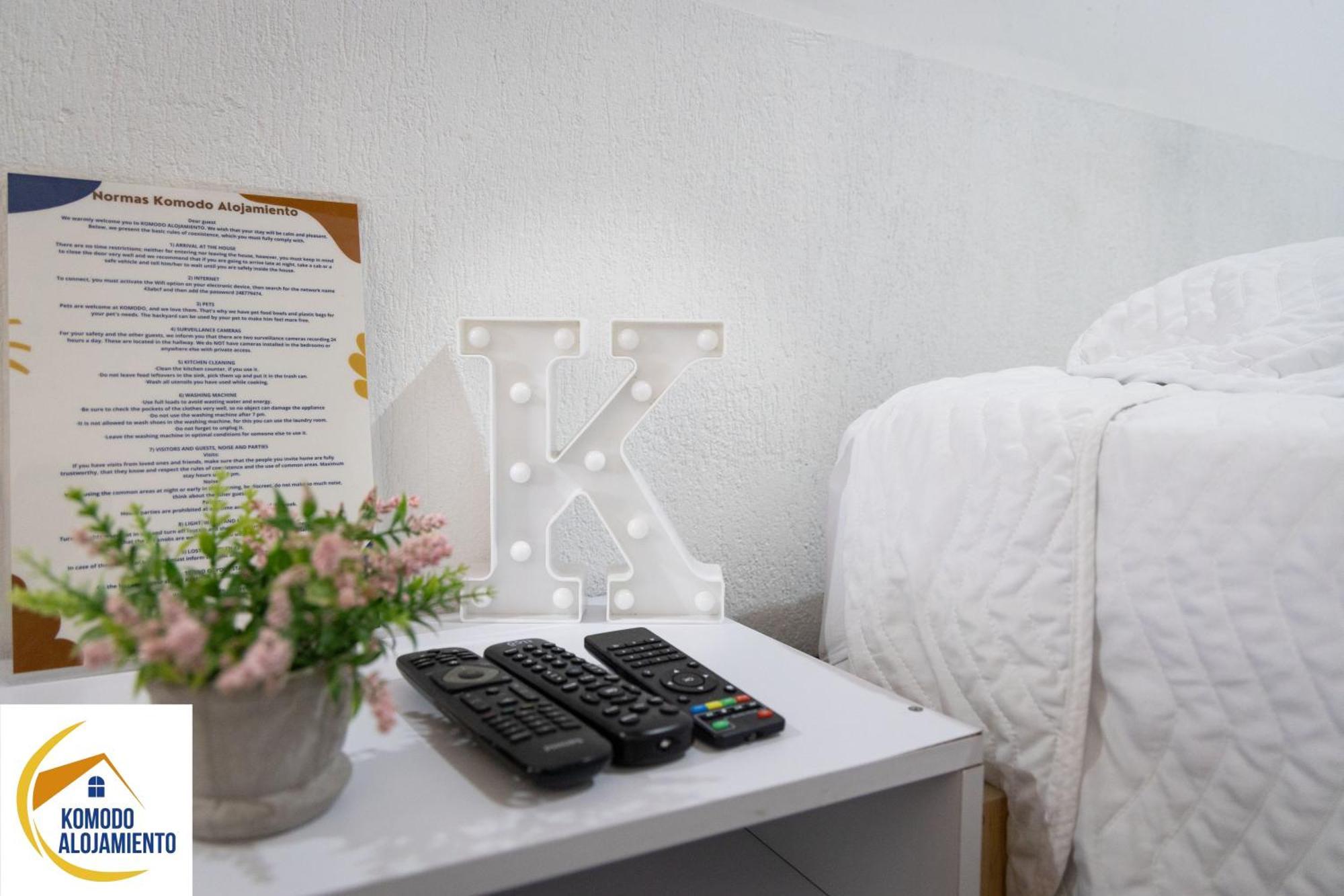 Komodo Alojamiento- Hostal Autoservicio, Ubicado Cerca Al Centro Historico - Bano Privado, Wifi , Cama 2X2 Y Agua Caliente Y Cocina Compartida Popayan Esterno foto